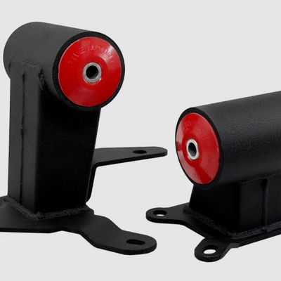 Innovative Mounts 07-11 Jeep Wrangler JK/JKU Polyurethane Engine Mount Kit - 85A Bushings