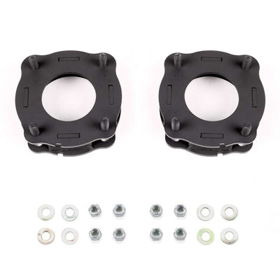 Fabtech 2022 Toyota Tundra 1.5in Leveling Kit - Front Spacers and Hardware